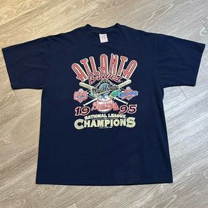 Vintage Atlanta Braves 1995 National League Champions shirt. Mens XL